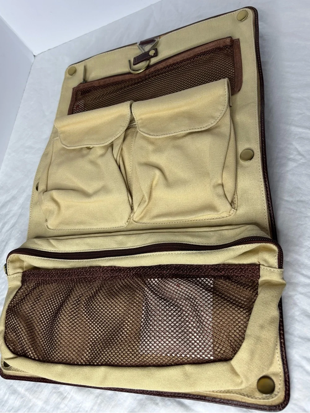 Red Envelope Leather Excursion Travel Case Bag Trifold